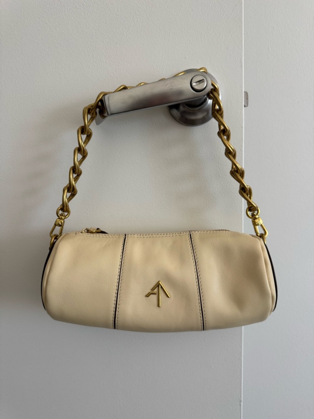 Manu Atelier | Vanilla Cylinder Bag - Picture 4 of 5
